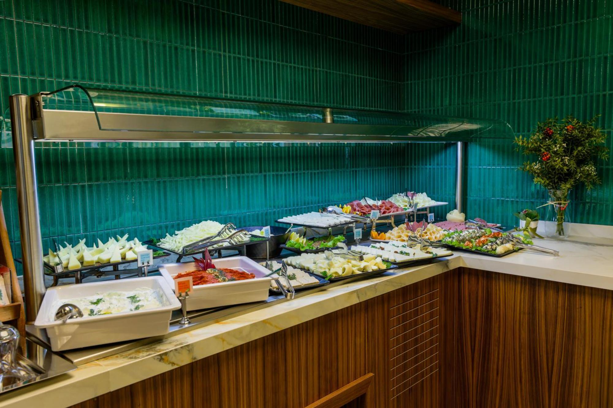 ホテル Ibis Styles Istanbul Kurtkoy エクステリア 写真